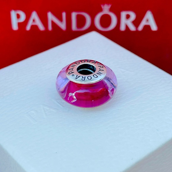Authentic pandora charm β€οΈπΉππ·ππΊπ©β€οΈπΉππ·π©πΊππΊππ©ππ·ππβ€οΈπΊππ©ππ·π - Picture 3 of 7